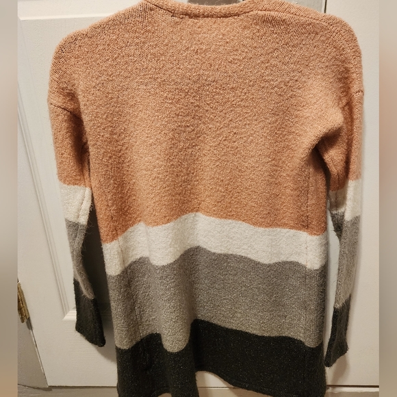 Color Block Cardigan - Picture 3 of 4